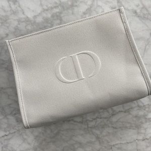 Dior • Light Grey Cosmetic Pouch